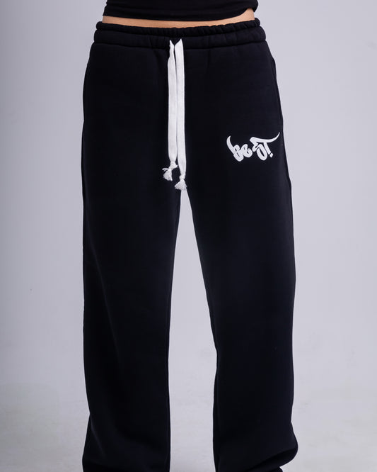 The black Comfy Pants